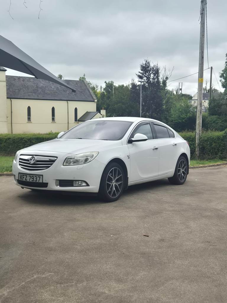Vauxhall, INSIGNIA, Hatchback, 2012, Manual, 1956 (cc), 5 doors