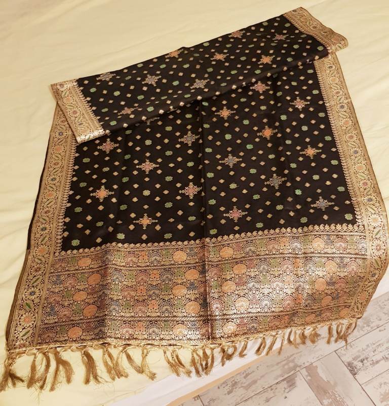 Original scarf from India 