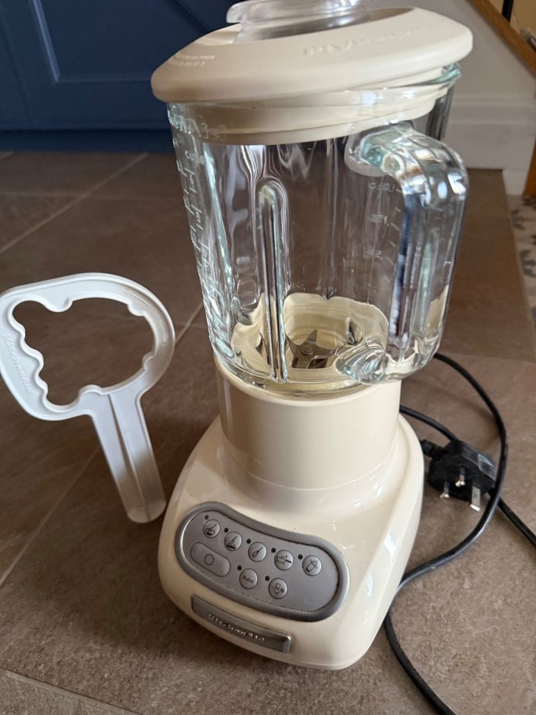 Kitchenaid blender 