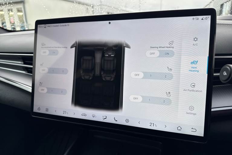 2025 BYD Seal 82.5kWh Excellence Auto AWD 4dr Saloon Automatic