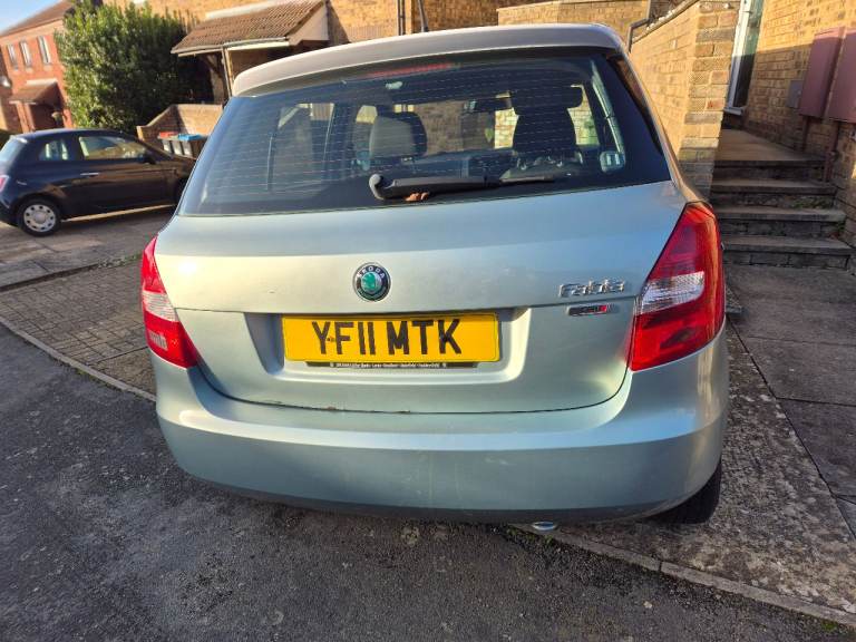 Skoda, FABIA, Hatchback, 2011, Semi-Auto, 1197 (cc), 5 doors