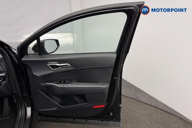 2025 Kia Sportage 1.6T GDi HEV Pure 5dr Auto ESTATE PETROL/ELECTRIC Automatic