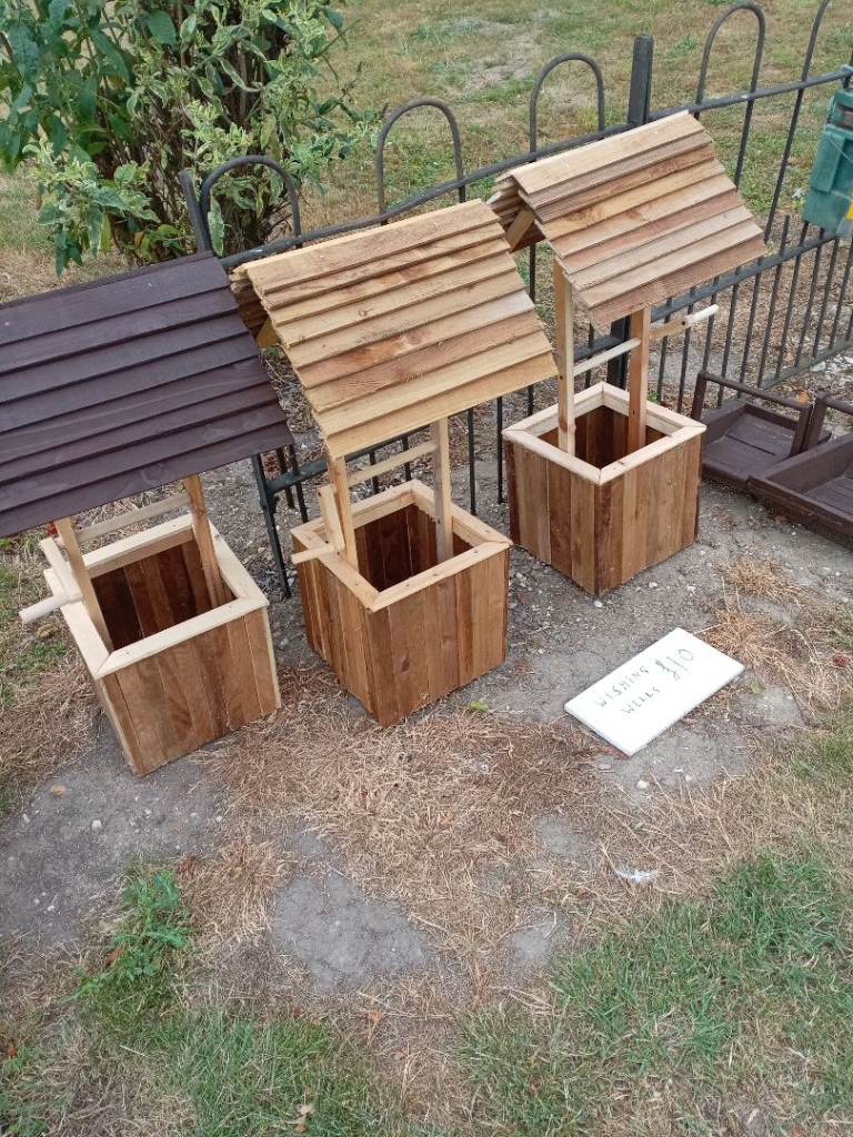 Garden wishing wells £10 each