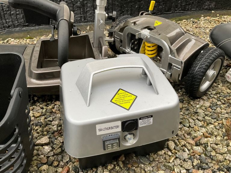 SUPER Lightweight Aluminium ILLUSION LITHIUM Mobility scooter