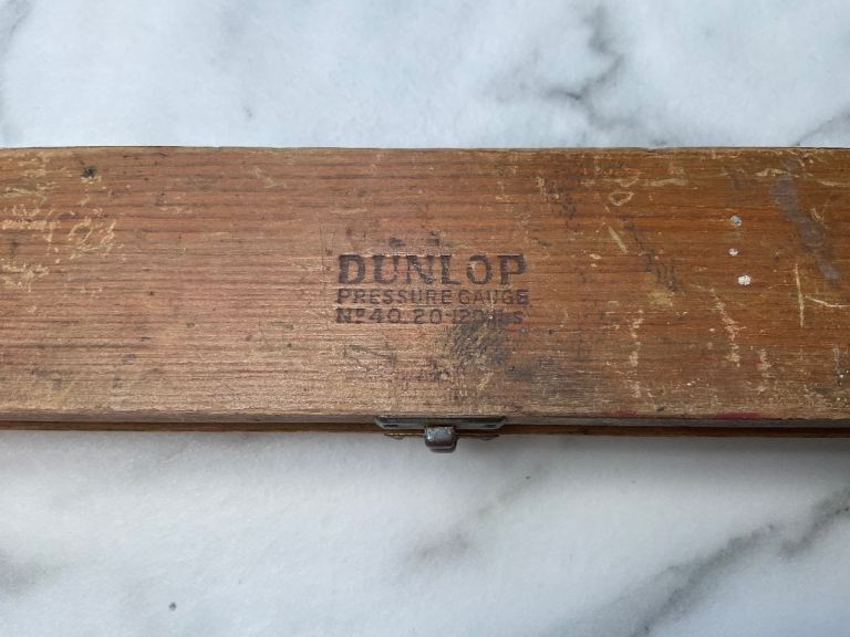 The Dunlop No 40 20-120 LBS Vintage Barrel Tyre Pressure Gauge