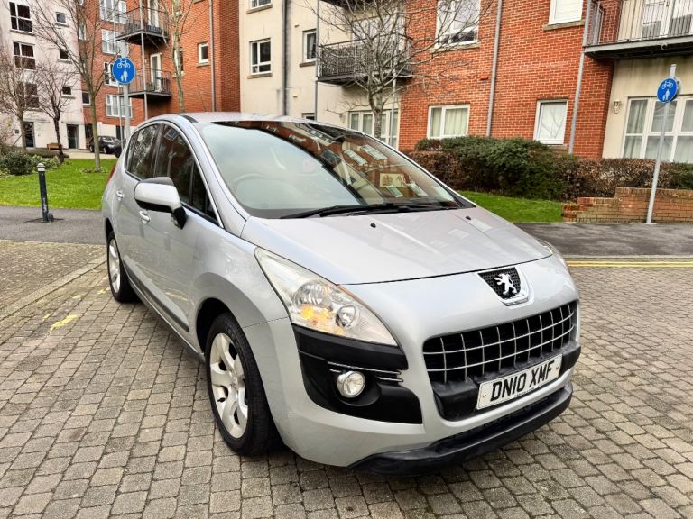 Peugeot, 3008, Hatchback, 2010, Semi-Auto, 1560 (cc), 5 doors