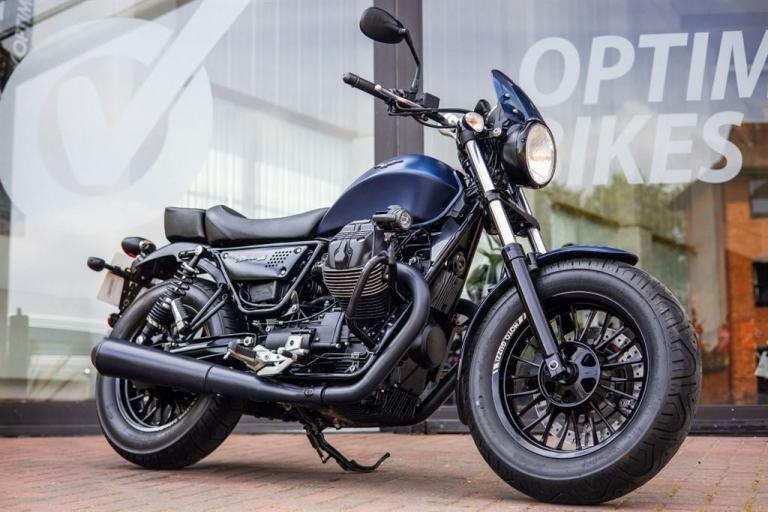 Moto Guzzi V9 Bobber LOW MILES ! STUNNING