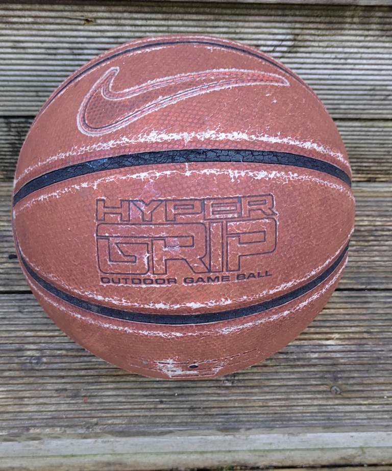 NIKE BASKETBALL 