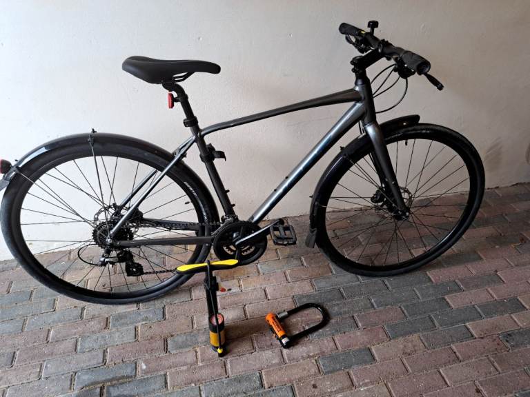 2023 Giant Escape 2
