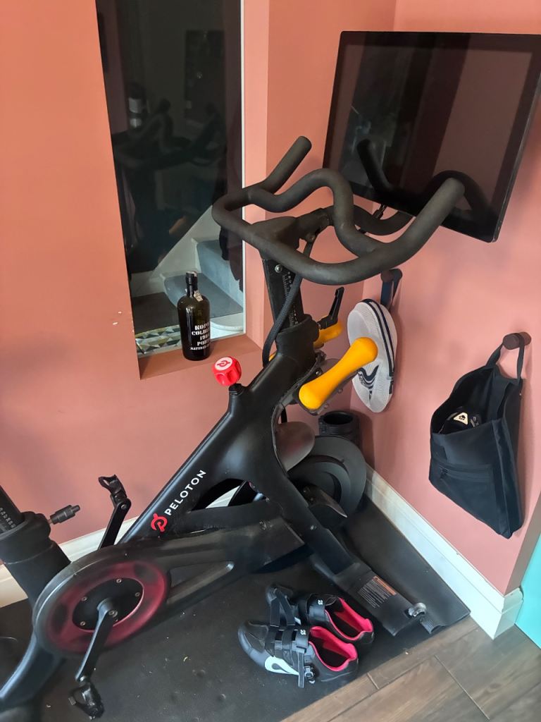 Original Peloton exercise bike - excellent condition with two pairs of shoes 