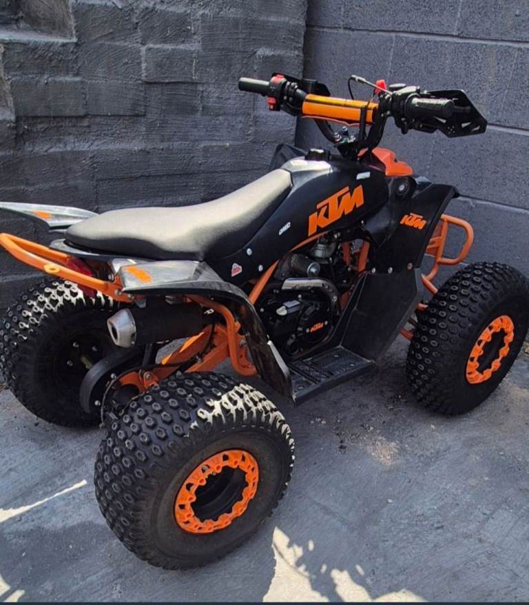 Quad 125cc, 4 stroke Automatic With Reverse, Electric Start. Very Solid and fast & Reliable. 