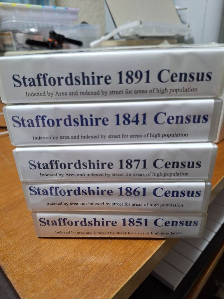 STAFFORDSHIRE  CENSUS RECORDS ON CD  FOR FAMILY HISTORY RESEARCH