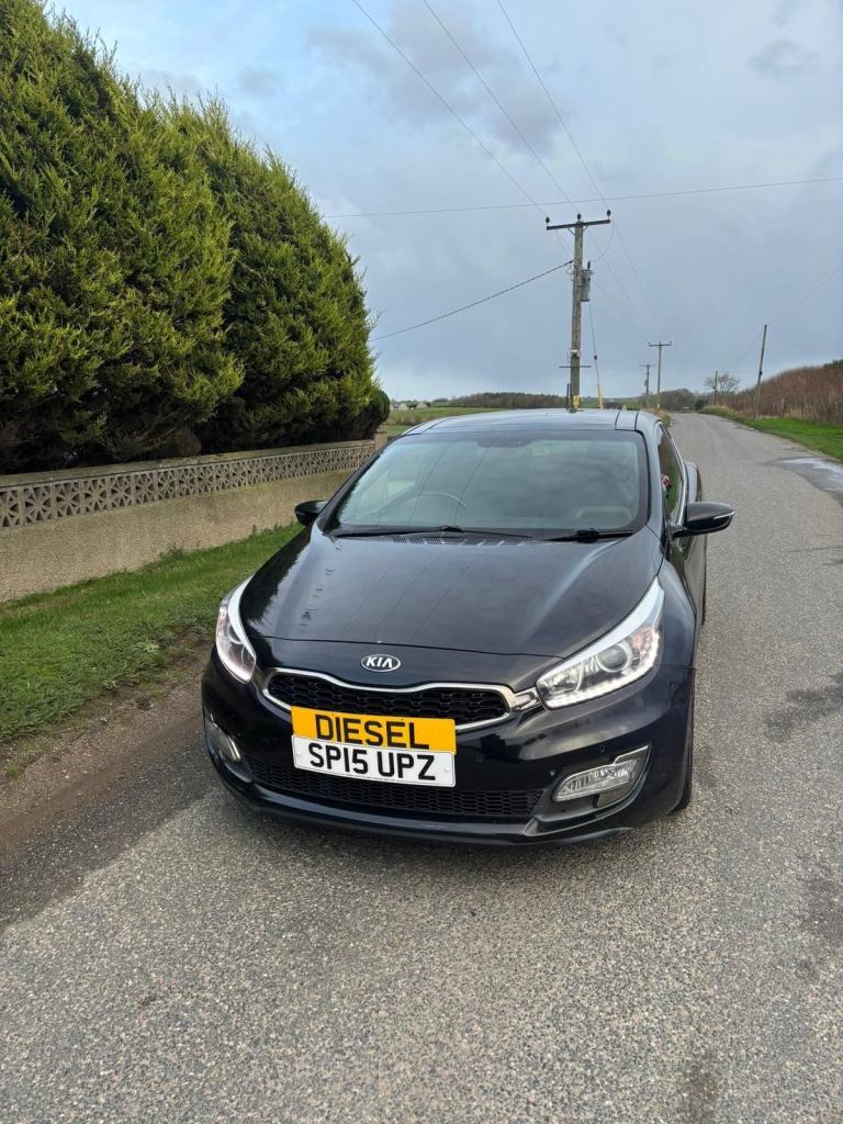image for 15 Kia PRO CEED SE TECH ISG CRDI 1.6 Black 3 Door NEW MOT WITH CAR £30 ROADTAX.
