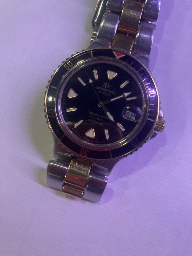 Raymond Weil Amadeus 200 automatic divers watch