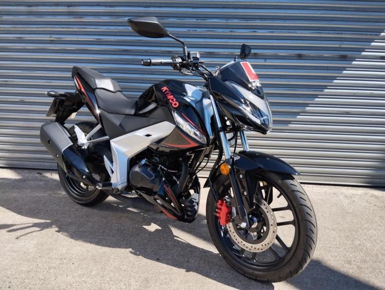 2024 Kymco Visar 125 in Black