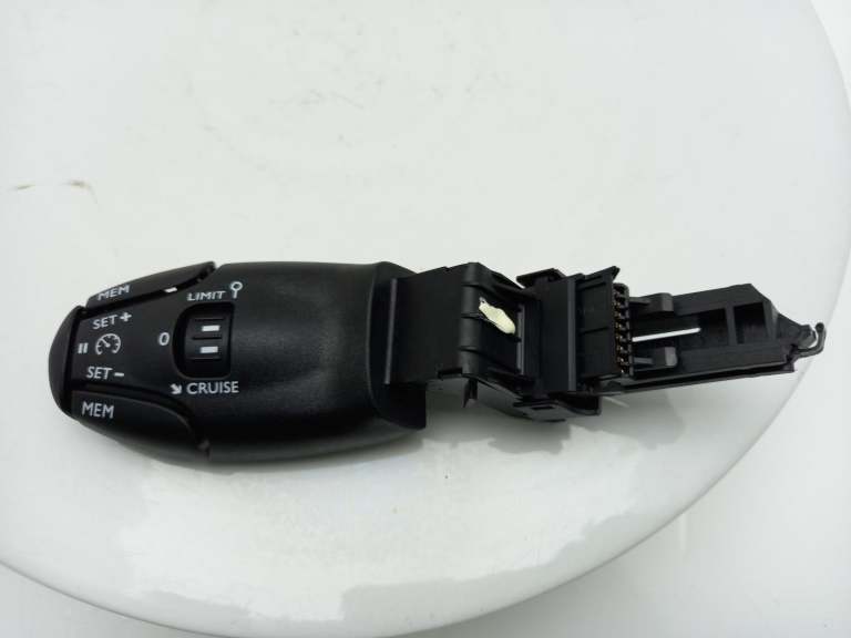 Peugeot 2008 Radio Sat Nav Control Switch Unit 2019-2025 98035106zd