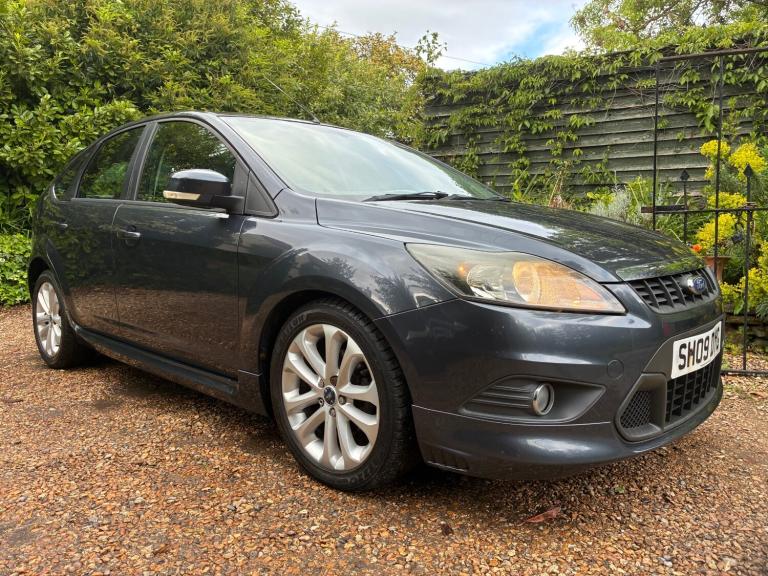 2009 Ford Focus 1.6 Zetec S 5dr HATCHBACK Petrol Manual