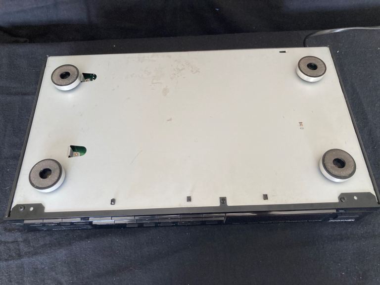 KENWOOD KT-660L QUARTZ AM-FM Stereo Tuner