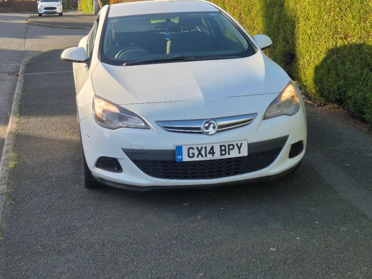 Vauxhall, ASTRA GTC, Hatchback, 2014, Manual, 1364 (cc), 3 doors