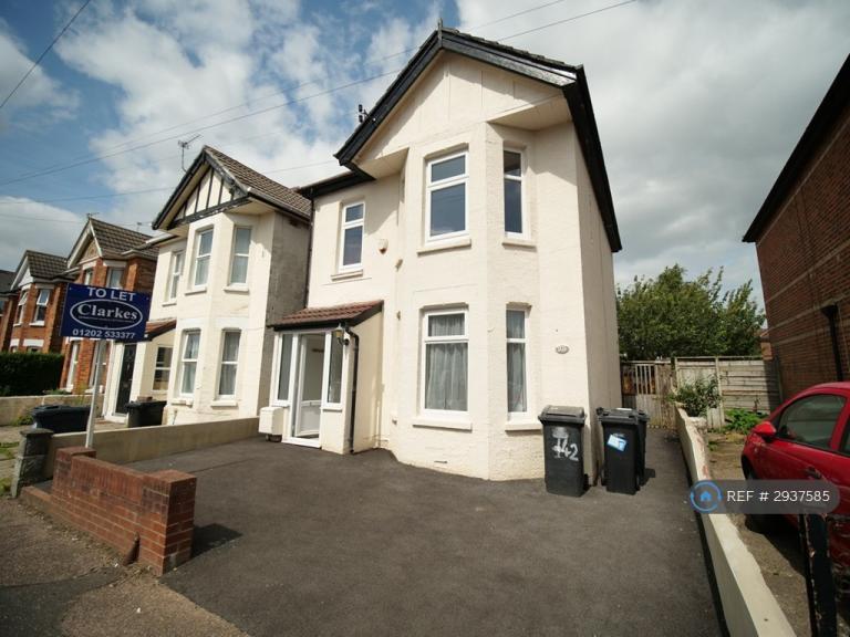 3 bedroom house in Shelbourne Road, Bournemouth, BH8 (3 bed) (#2937585)