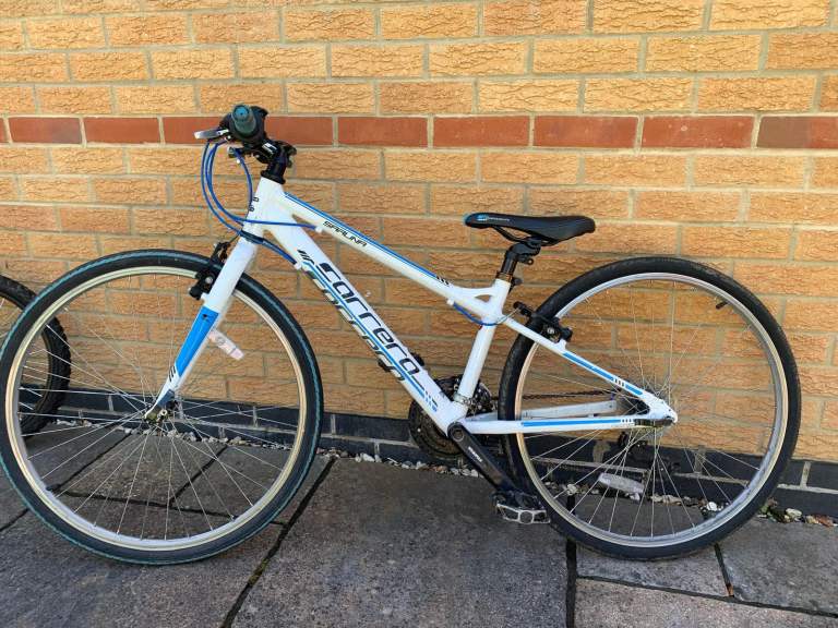 Carrera Kids Bike – White/Blue, Good Condition