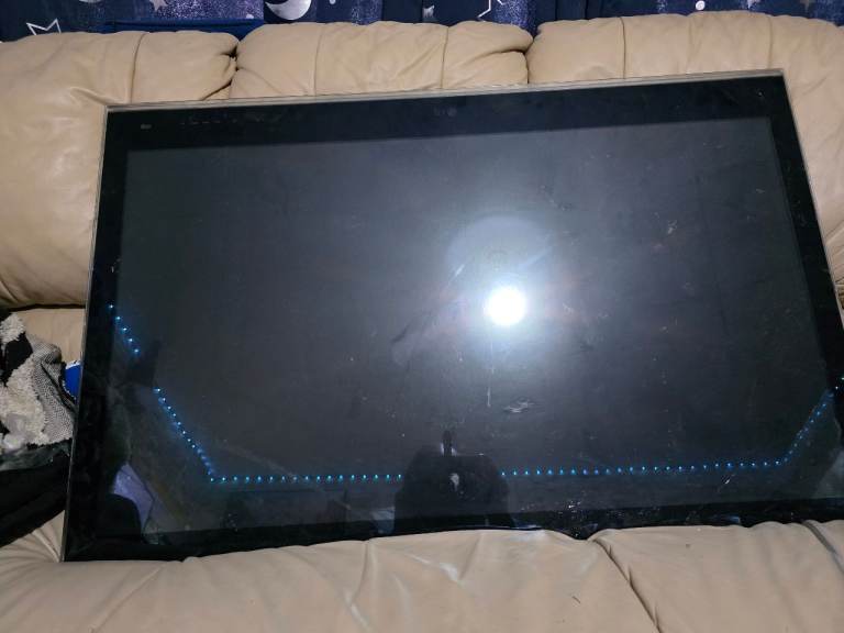 LG Smart TV – Black, Excellent Condition