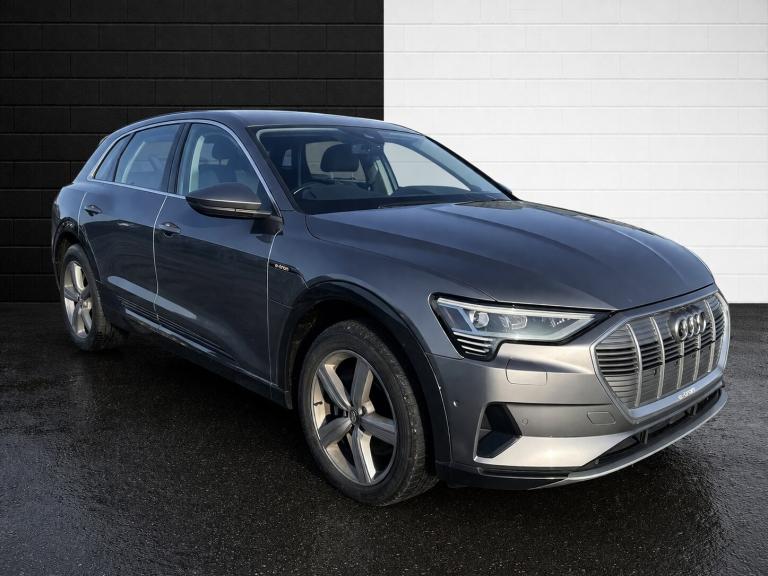 2020 70 AUDI E TRON 50 TECHNIK QUATTRO ELECTRIC 313BHP AUTOMATIC GREY EURO 6