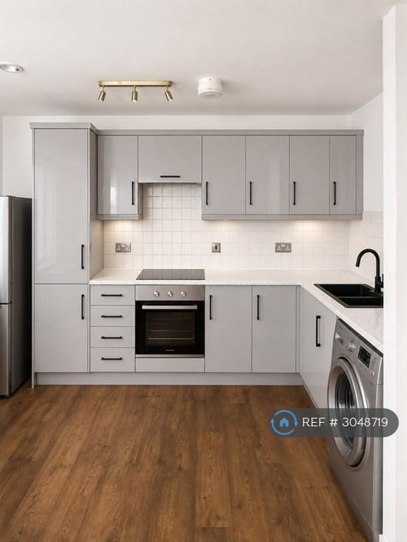 2 bedroom flat in Effra Parade, London, SW2 (2 bed) (#3048719)