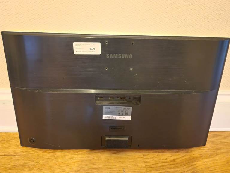 Samsung 28" 4K Monitor & Fully Adjustable Arm Mount 