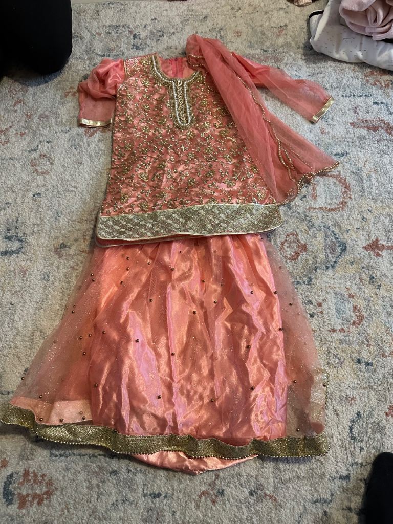 Beautiful Indian Style outfit for Girls 