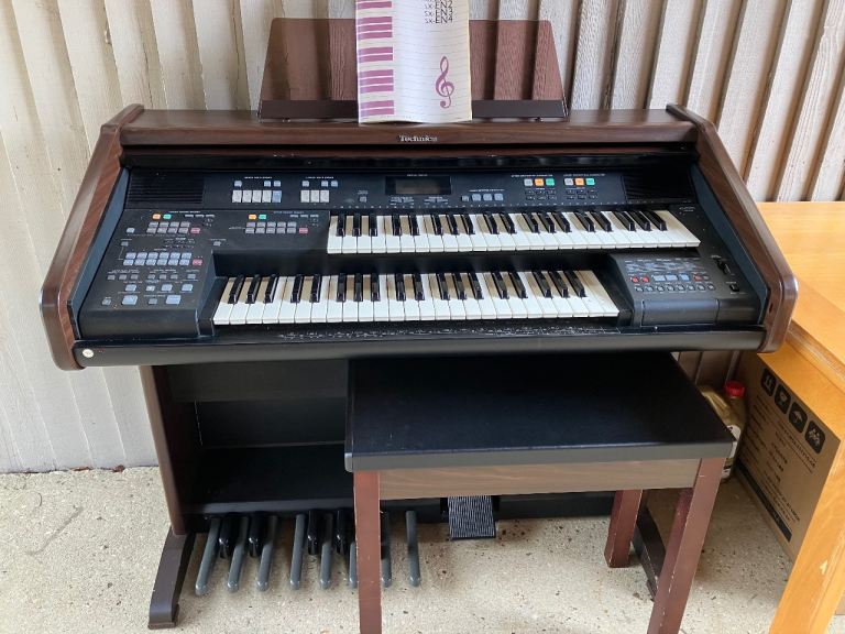 Technics Electric Organ, In full working order.