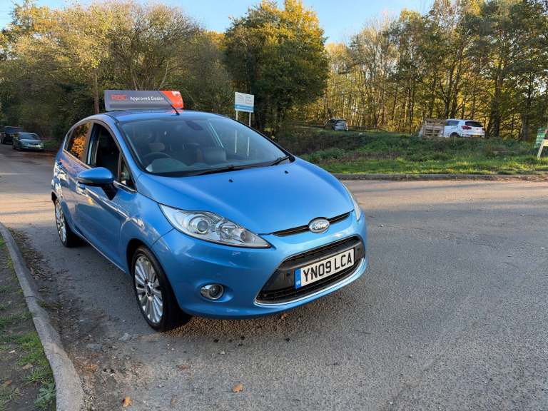 2010 Ford Fiesta 1.6 Titanium Hatchback 5dr Petrol Manual (139 g/km  118 bhp)