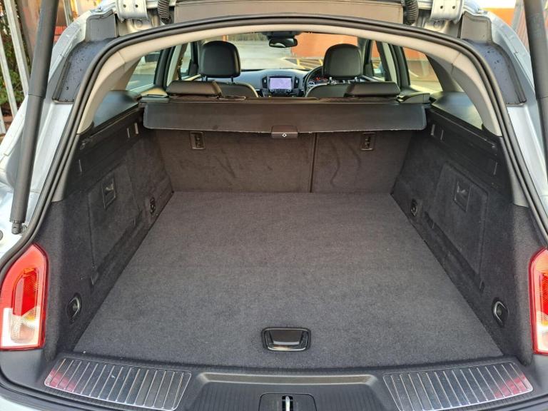 2014 Vauxhall Insignia 2.0 CDTi ecoFLEX Tech Line Sports Tourer Euro 5 (s/s) 5dr ESTATE Diesel Ma...