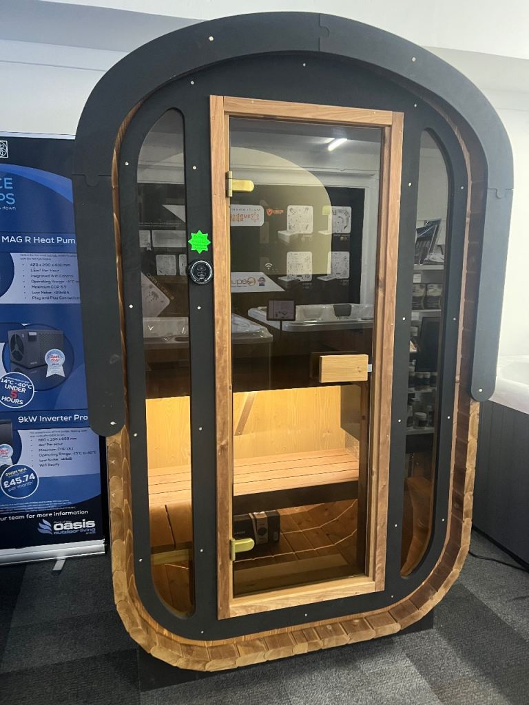 E-1™ Thermowood Oval Sauna (Ex Display)