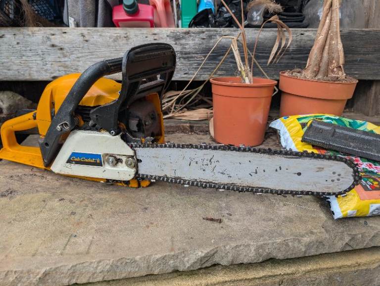 Cub Cadet CS 3045 Petrol Chainsaw