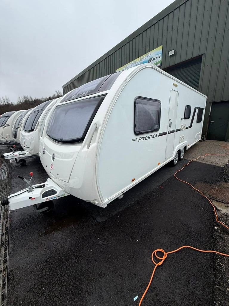 2014 SWIFT ACE PRESTIGE - 6 BERTH CARAVAN 