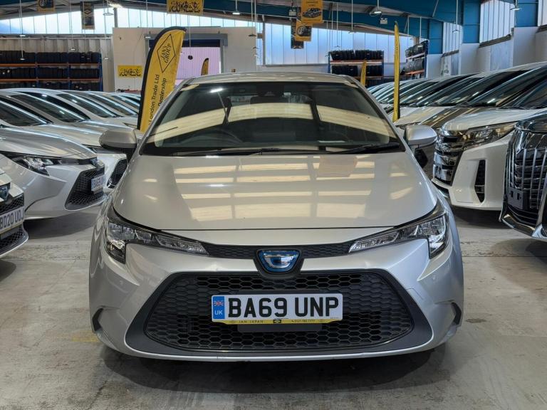 2020 Toyota Corolla 1 790 CC TOYOTA COROLLA TOURING Hybrid