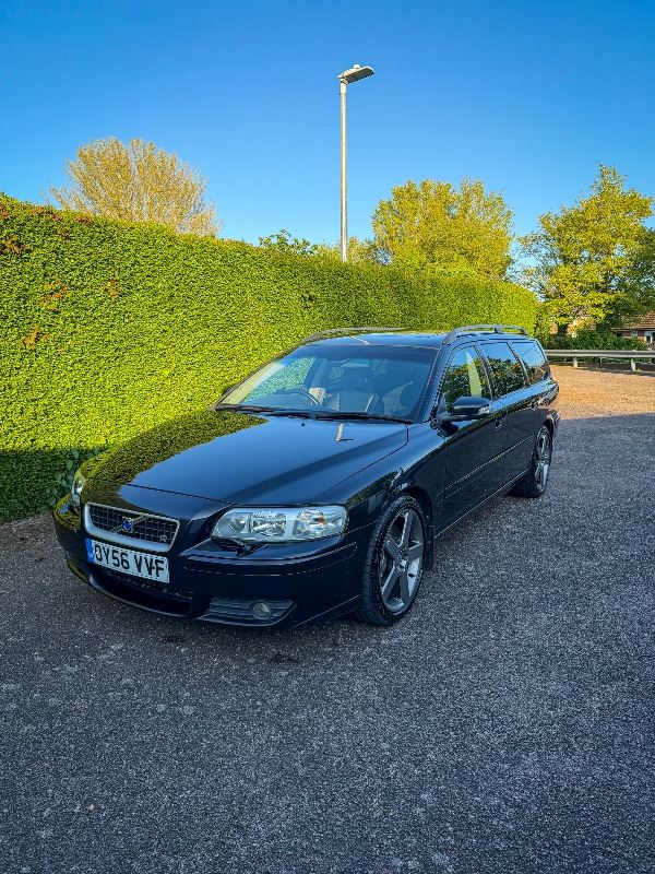 Volvo, V70 R, Estate, 2006, Manual, 2521 (cc), 5 doors