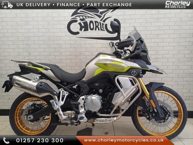 BRAND NEW VOGE DS900X    2 YEAR WARRANTY   LOT'S OF SPEC    DELIVERY    PX