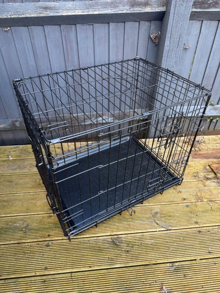 Medium Dog Crate - Good Condition