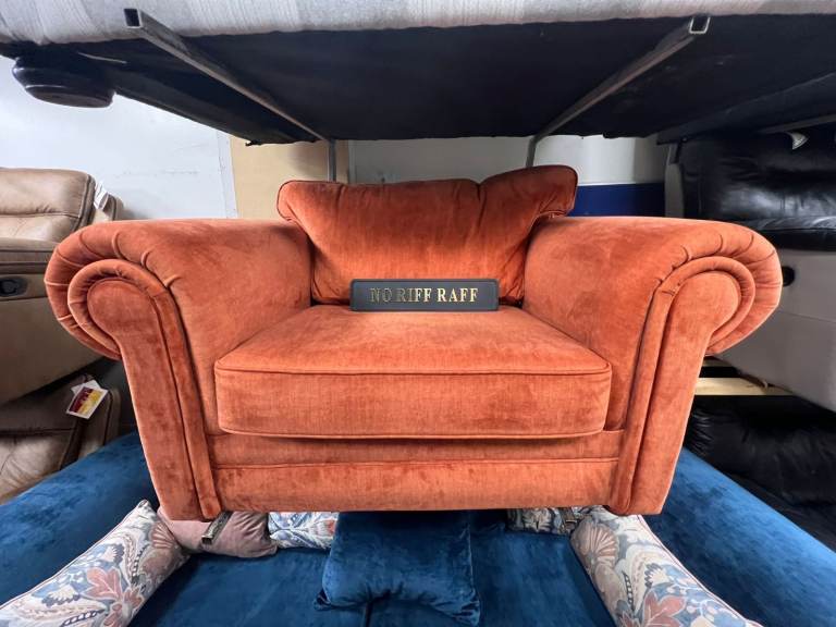 image for Big 2 seater and chairs and a half in a velvet fabric new condition £499