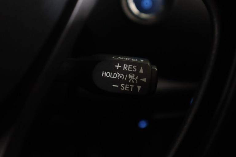 2022 Toyota C-HR 1.8 VVT-h Design CVT Euro 6 (s/s) 5dr HATCHBACK PETROL/ELECTRIC Automatic