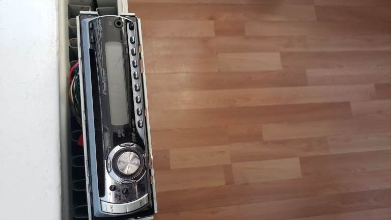 Pioneer car cd player with aux 