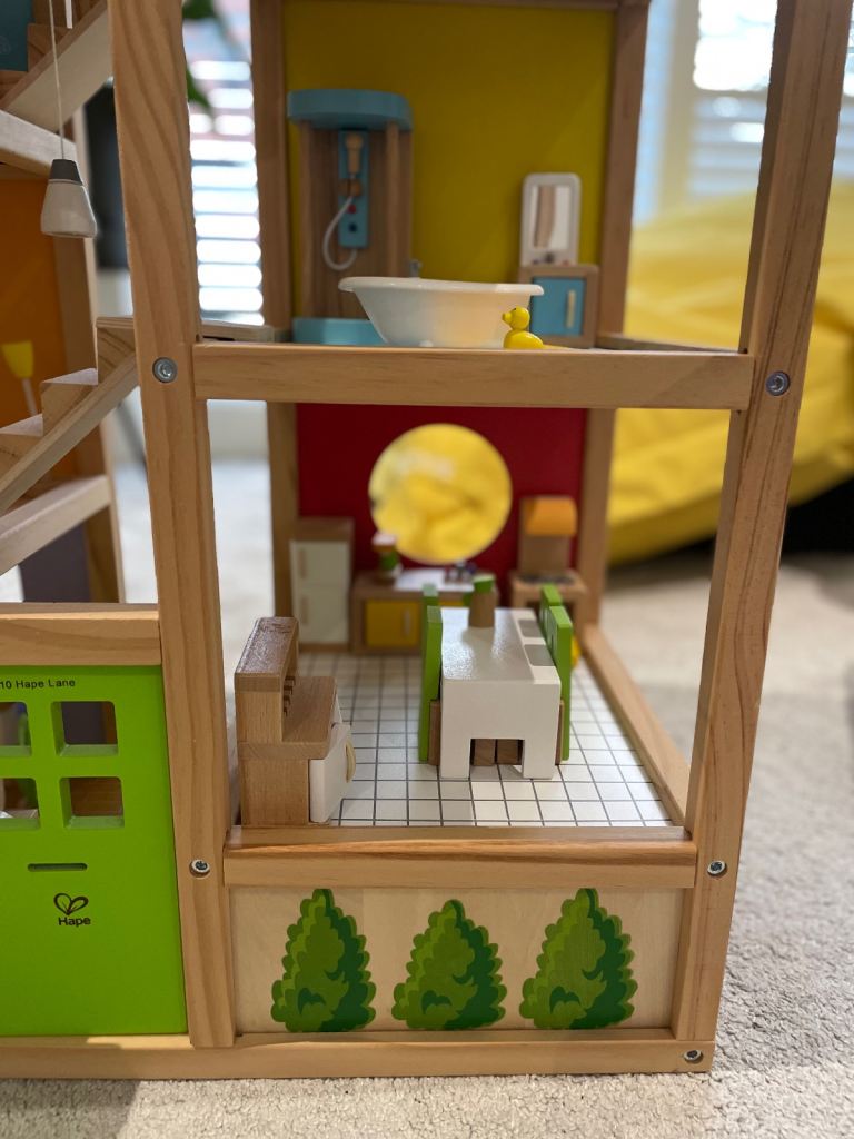 Hape Dolls House  *Complete set*