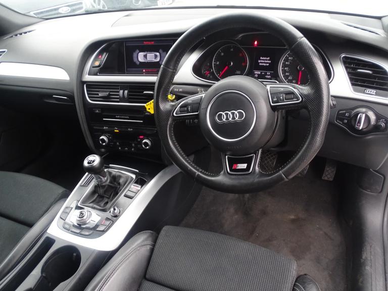 AUDI A4 2.0 TDI S line White Manual Diesel 2014