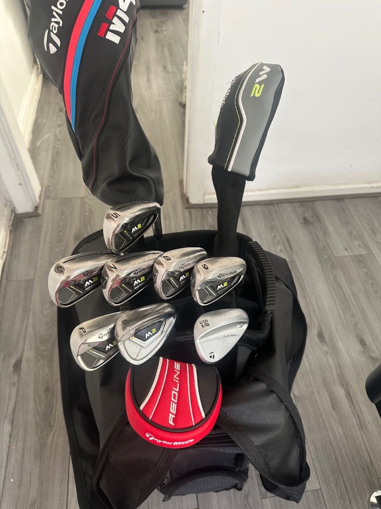 TaylorMade M2/M4 Milled Grind 3 58 Lob Wedge Golf Club Set with Bag – Good Condition