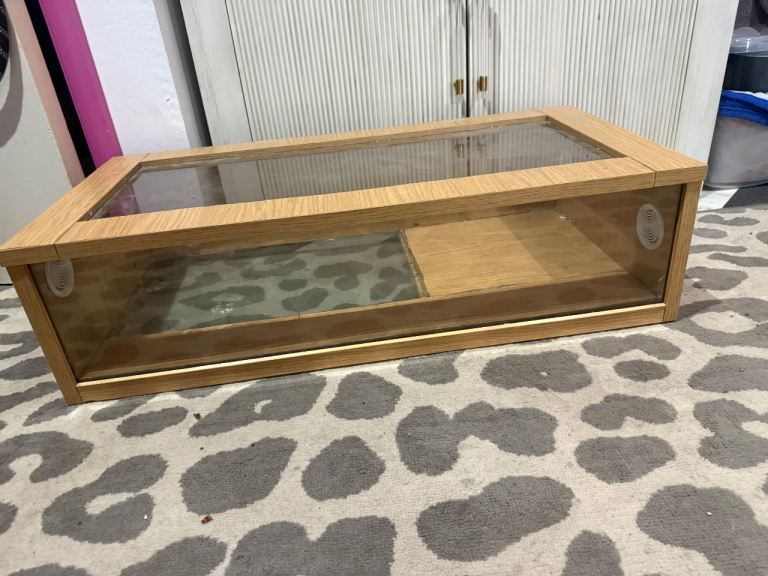 Snake vivarium 