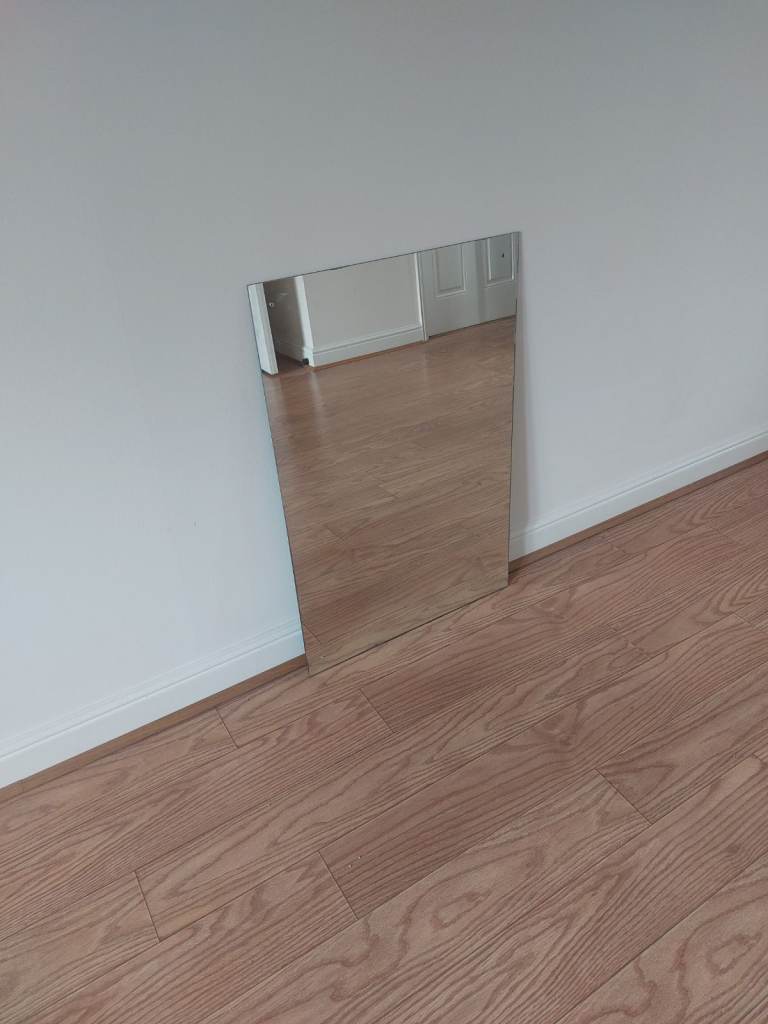 Large mirror good condition only £5