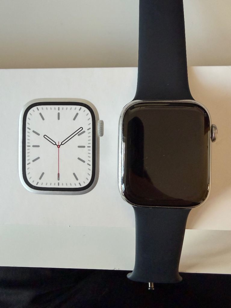 Apple Watch Series 7 45mm mint condition 