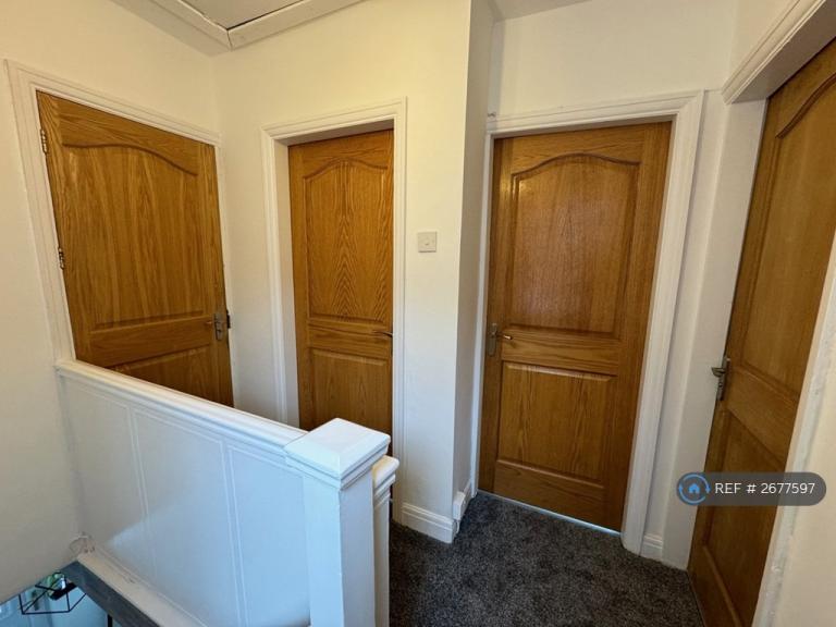 3 bedroom house in Stag Lane, Rotherham, S60 (3 bed) (#2677597)